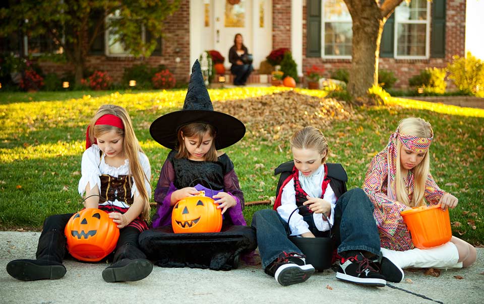 halloween-safety-lrge