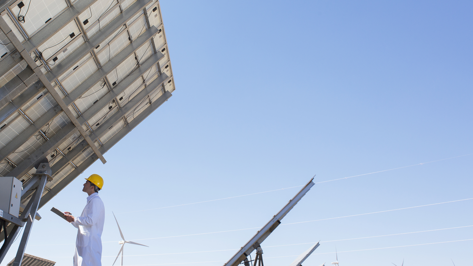 Predictive Maintenance at Solar and Wind Installations to Reduce Risks and Downtime.